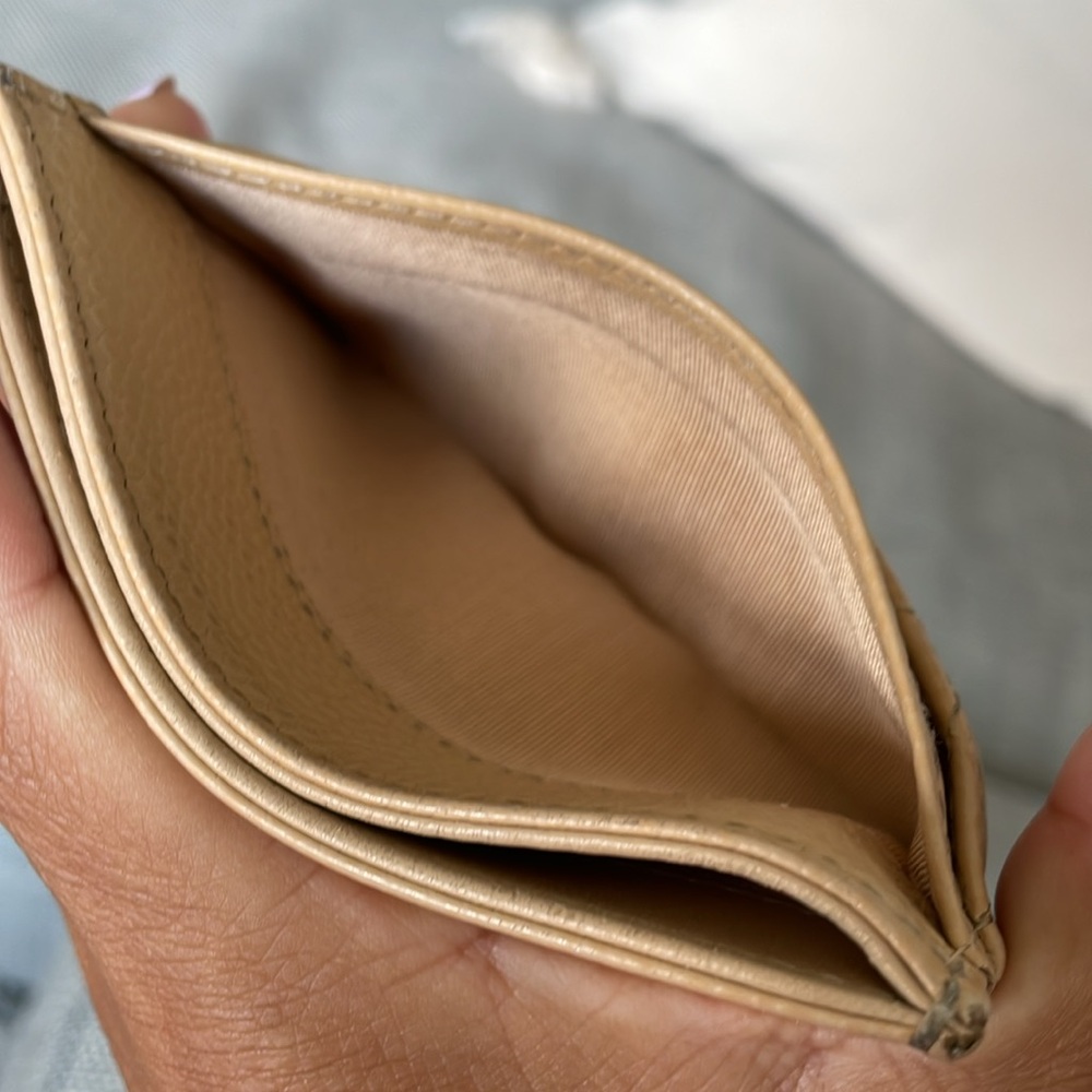 💯% Authentic Beige Chanel Classic Card Case w/ SHW - Picture 6 of 10